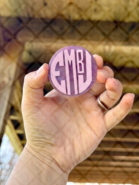 Monogram Clip